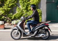 Boini popust u Piaggio salonima
