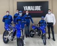 Mlade motocross nade preuzele nove Yamahe