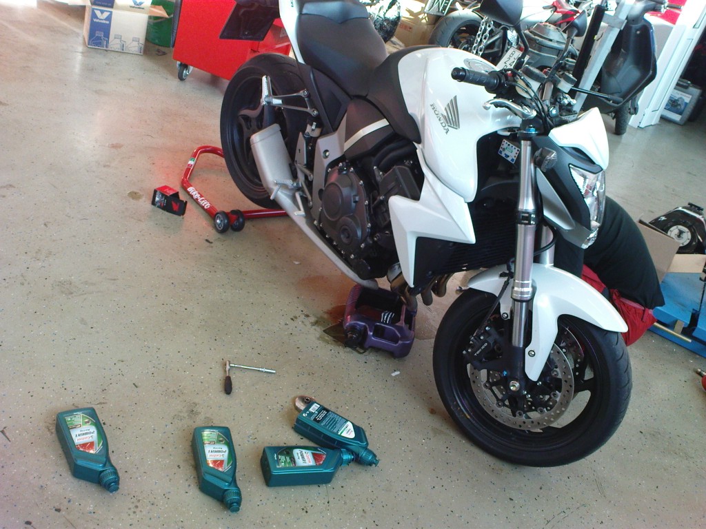  Motogalerija Honda CB 1000 R - Maraton test