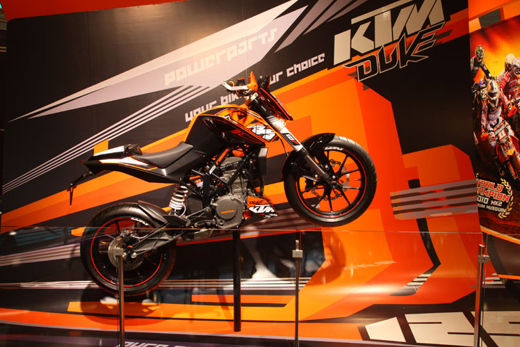 Motogalerija KTM Duke 125 (2011.)