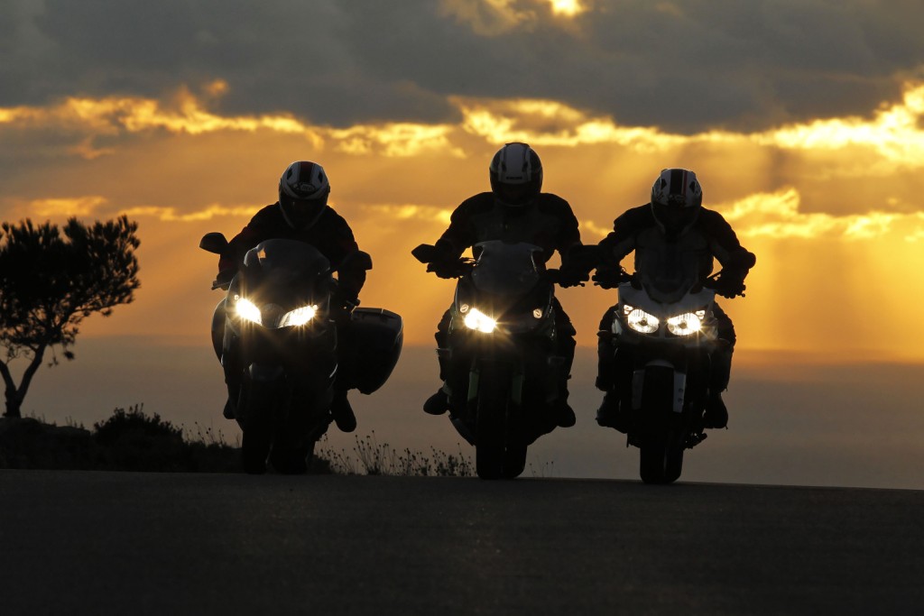  Motogalerija Usporedni test - Kawasaki Z 1000 SX, Triumph Sprint GT, Yamaha FZ1 Fazer