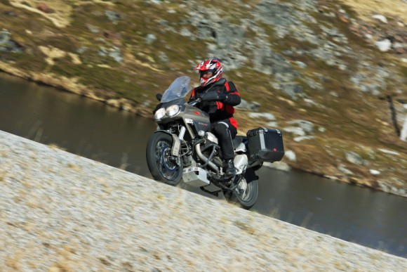  Motogalerija Usporedni: Maksi enduro (2010.)