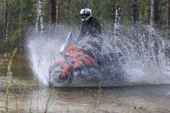  Motogalerija Usporedni: Maksi enduro (2010.)