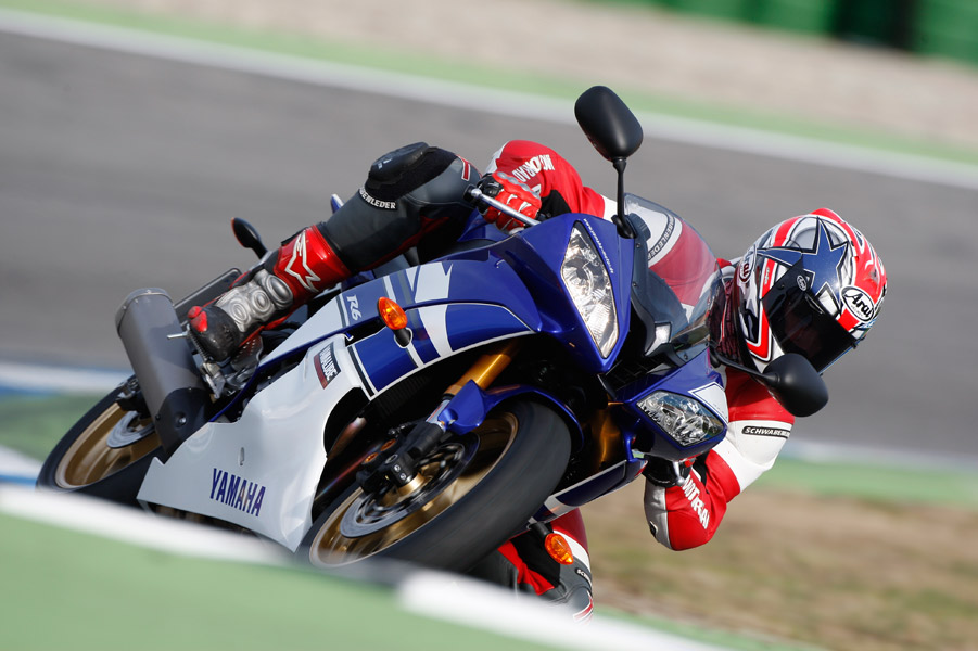  Motogalerija Yamaha YZF-R6 (2010)