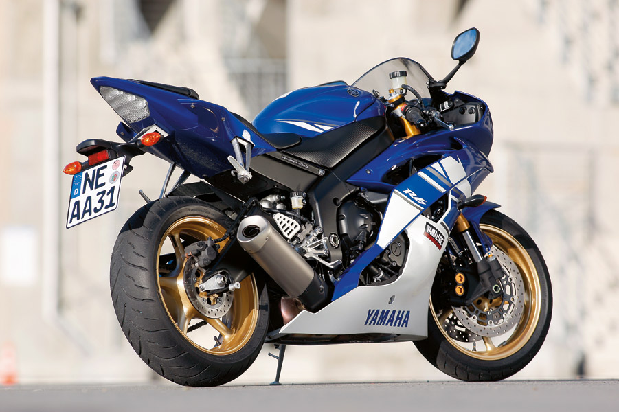  Motogalerija Yamaha YZF-R6 (2010)