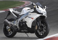 Aprilia RSV 4 R